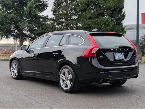 2015 Volvo V60 T5 Platinum
