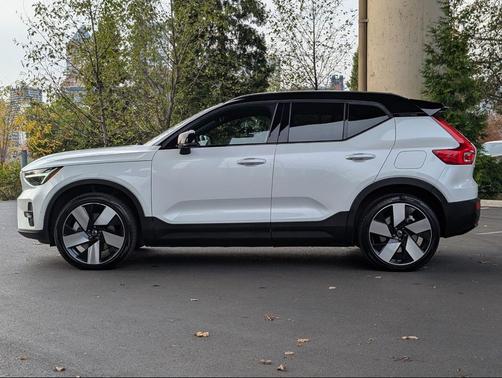 2024 Volvo XC40 Recharge Pure Electric Twin Ultimate
