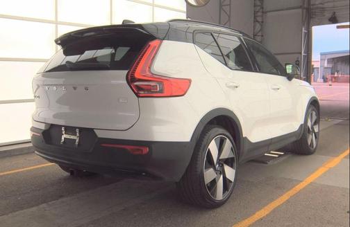 2024 Volvo XC40 Recharge Pure Electric Twin Ultimate