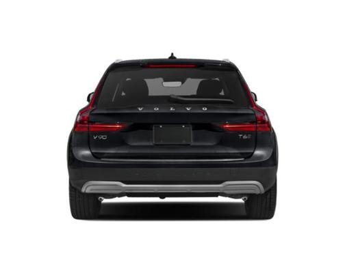 Thunder Grey Metallic 2022 Volvo V90 Cross Country B6
