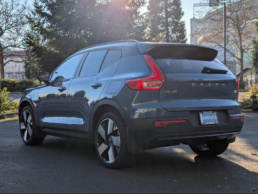 2023 Volvo XC40 Recharge Pure Electric Twin Ultimate
