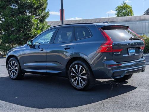 Denim Blue Metallic 2025 Volvo XC60 B5 Plus