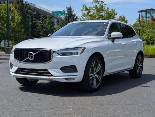 2018 Volvo XC60 T6 Momentum