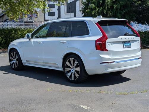 2024 Volvo XC90 Recharge Plug-In Hybrid T8 Ultimate 6-Seater