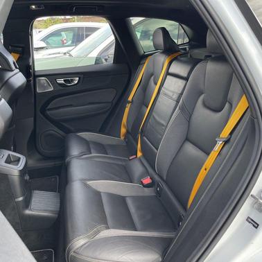 2021 Volvo XC60 Recharge Plug-In Hybrid T8 Polestar