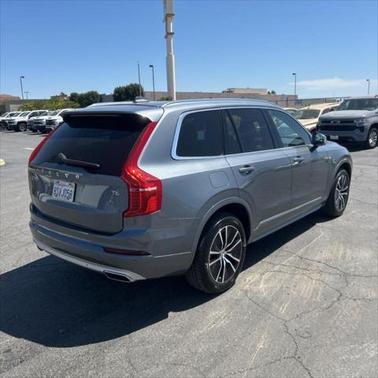 2020 Volvo XC90 T6 Momentum