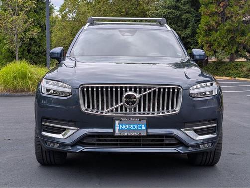 Denim Blue Metallic 2023 Volvo XC90 B5 Plus