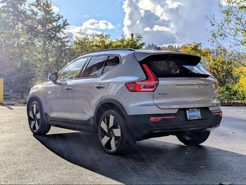 2023 Volvo XC40 Recharge Pure Electric Twin Ultimate