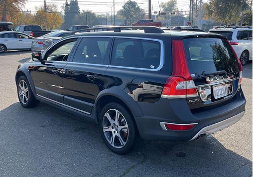 2015 Volvo XC70 T6