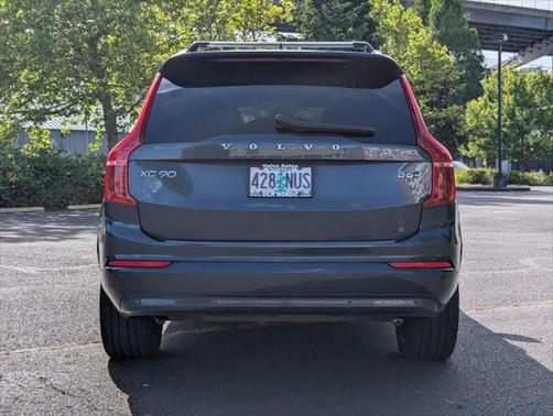 2023 Volvo XC90 B6 Core