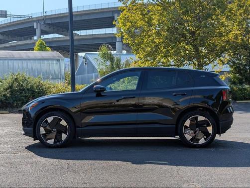 2025 Volvo EX30 Twin Motor Ultra