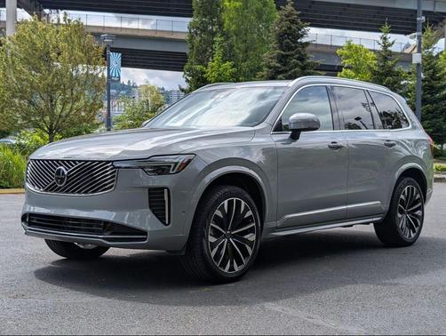 Vapour Grey 2025 Volvo XC90 B6 Plus 7-Seater
