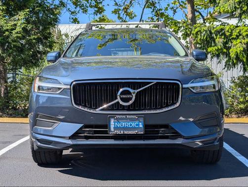 Denim Blue 2018 Volvo XC60 T5 Momentum
