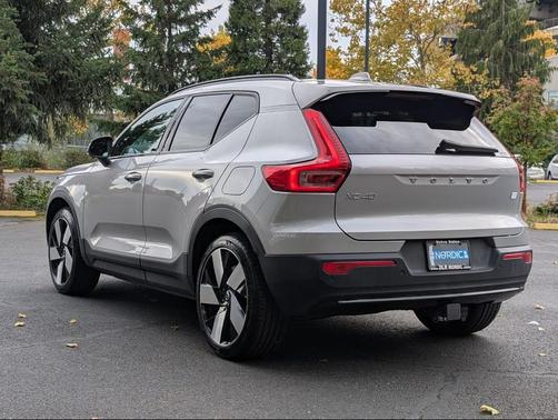 2024 Volvo XC40 Recharge Pure Electric Twin Ultimate