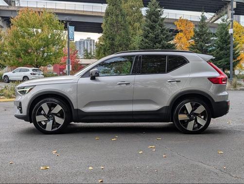2024 Volvo XC40 Recharge Pure Electric Twin Ultimate