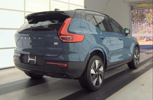 2024 Volvo XC40 Recharge Pure Electric Core