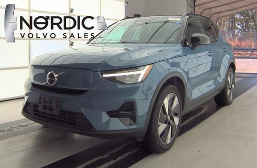 2024 Volvo XC40 Recharge Pure Electric Core