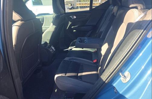 2024 Volvo XC40 Recharge Pure Electric Core