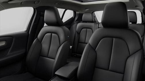 2024 Volvo XC40 B5 AWD Hybrid CORE w/High Performance Audio, Leather Interior, Panoramic Roof & Heated Seats
