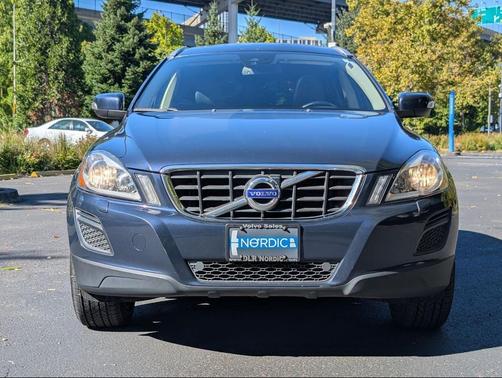 2013 Volvo XC60 T6 Premier Plus