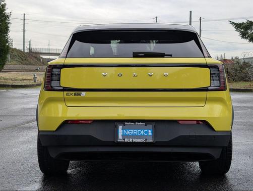 2025 Volvo EX30 Ultra Twin Motor Performance, Fully electric