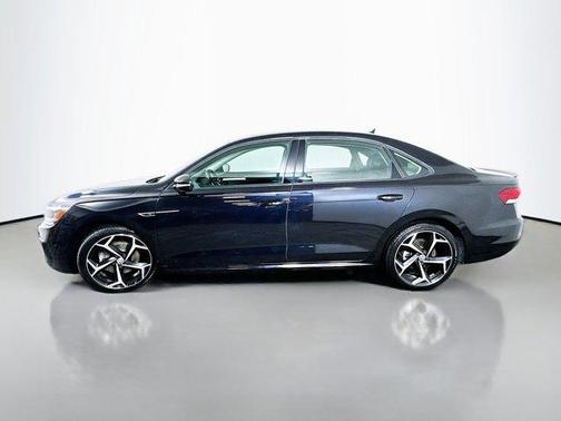 2020 Volkswagen Passat 2.0T R-Line