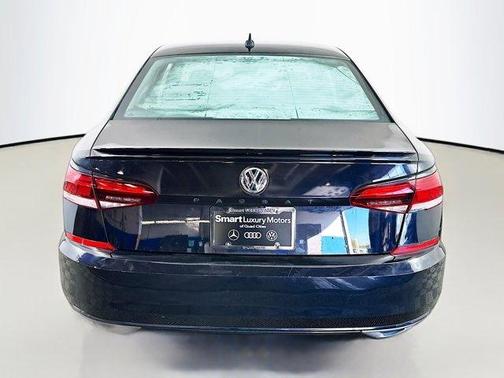 2020 Volkswagen Passat 2.0T R-Line