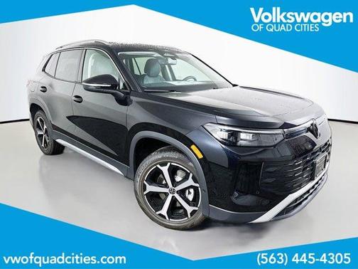 Deep Black Pearl Effect 2025 Volkswagen Tiguan 2.0T SE