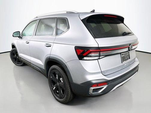 2026 Volkswagen Taos 1.5T SEL