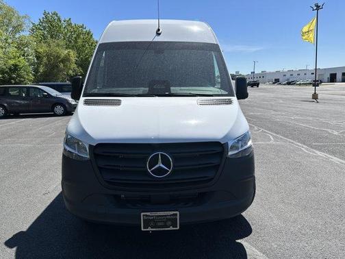 Arctic White 2026 Mercedes-Benz Sprinter 2500 High Roof