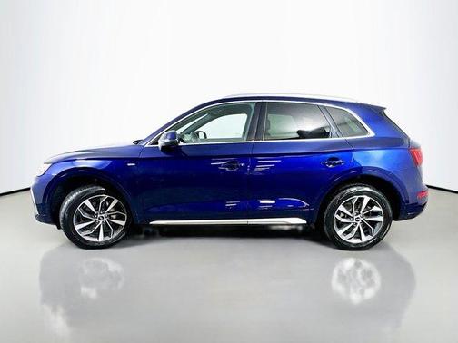 2023 Audi Q5 45 S line Premium Plus