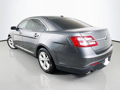 2016 Ford Taurus SEL
