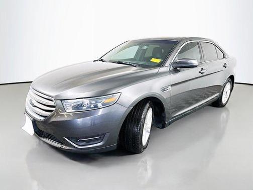 2016 Ford Taurus SEL