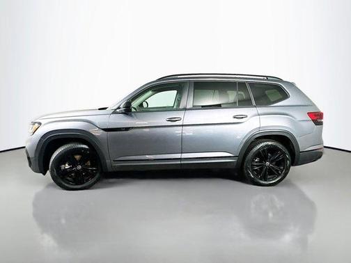 Platinum Gray Metallic 2023 Volkswagen Atlas 3.6 V6 SEL R-Line Black