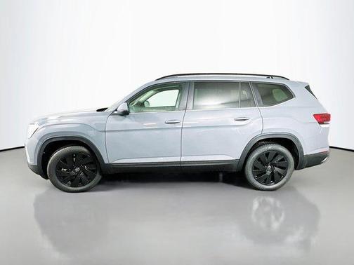 Pure Gray 2026 Volkswagen Atlas 2.0T SE W/TECHNOLOGY