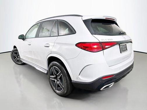 2026 Mercedes-Benz GLC 300 Base 4MATIC
