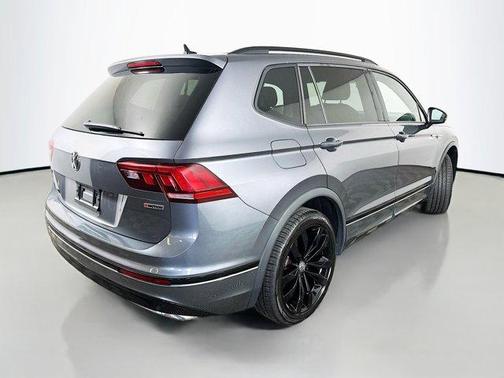 2021 Volkswagen Tiguan 2.0T SE R-Line Black