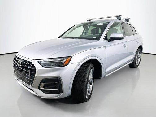 2023 Audi Q5 40 Premium Plus