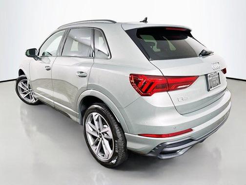 2025 Audi Q3 45 S line Premium