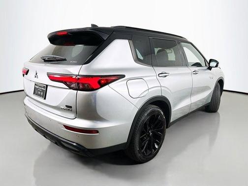 2025 Mitsubishi Outlander PHEV SEL EDITION