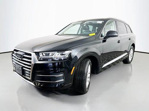 Night Black 2019 Audi Q7 45 Premium Plus