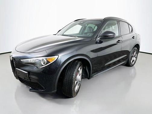 2022 Alfa Romeo Stelvio Sprint