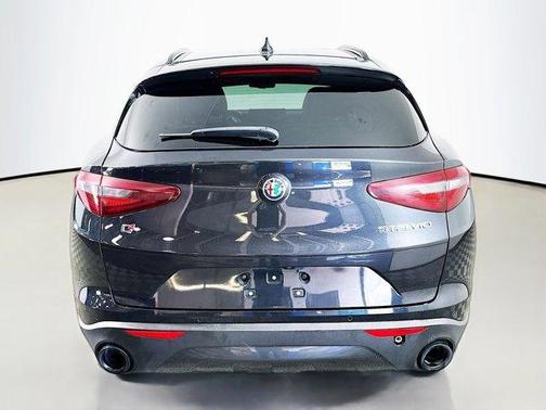 2022 Alfa Romeo Stelvio Sprint
