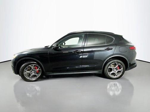 2022 Alfa Romeo Stelvio Sprint