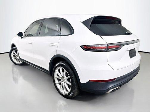 2021 Porsche Cayenne Base