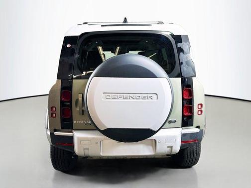 2020 Land Rover Defender 110 SE