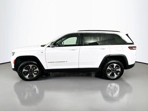 Bright White Clearcoat 2024 Jeep Grand Cherokee 4xe Base