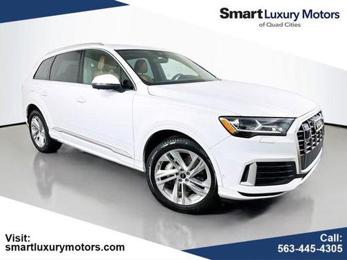 2022 Audi Q7 45 Premium Plus