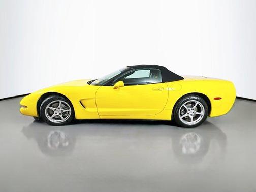2004 Chevrolet Corvette Base