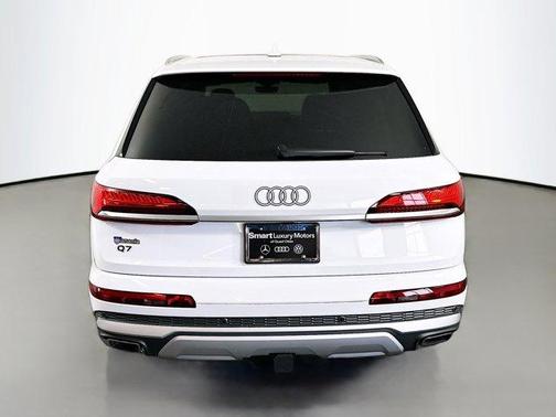 2025 Audi Q7 55 Prestige